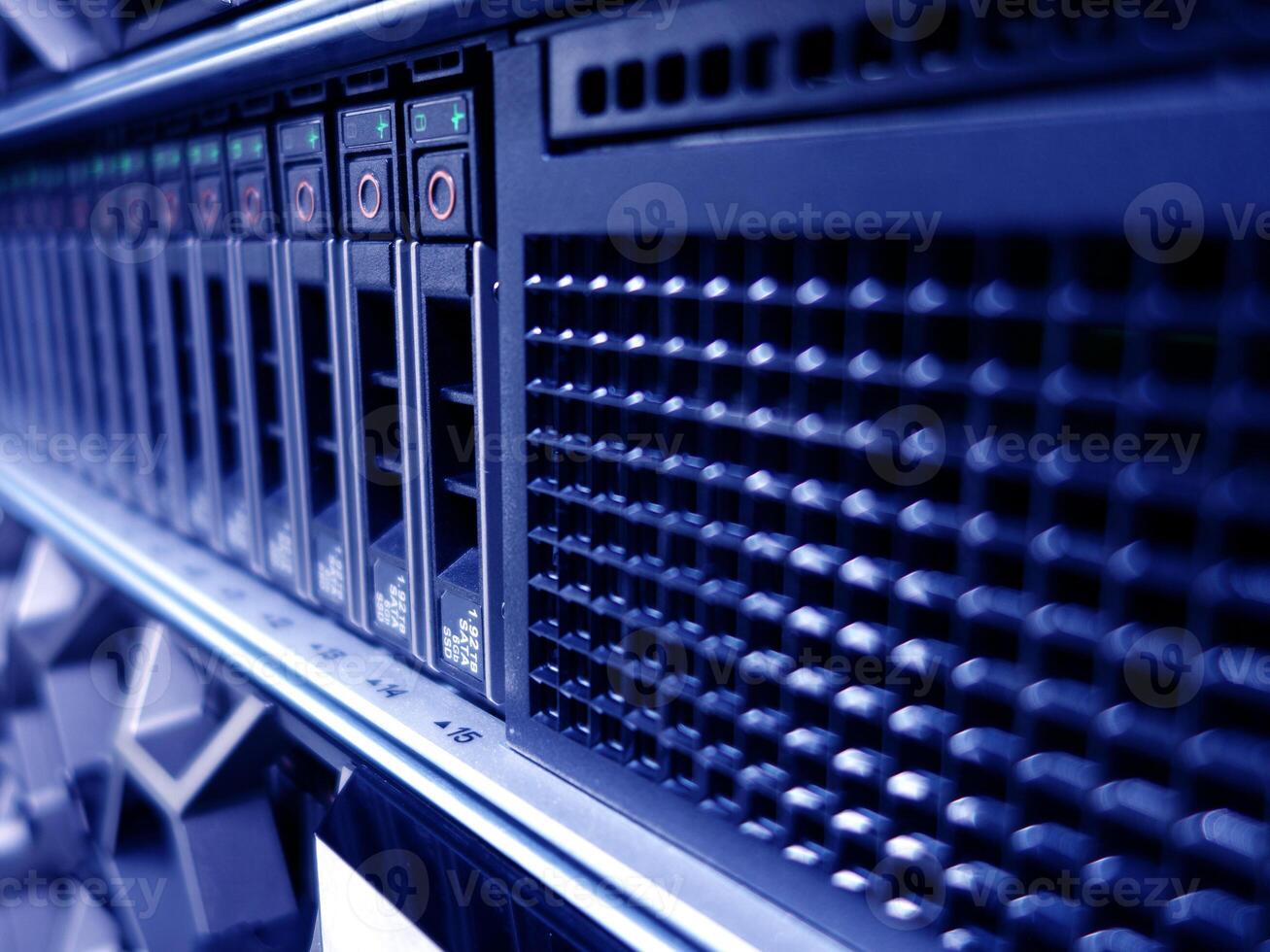 server computer should be high performance, stable, able to serve a large photo