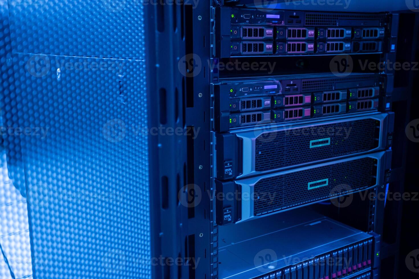 server computer should be high performance, stable, able to serve a large photo