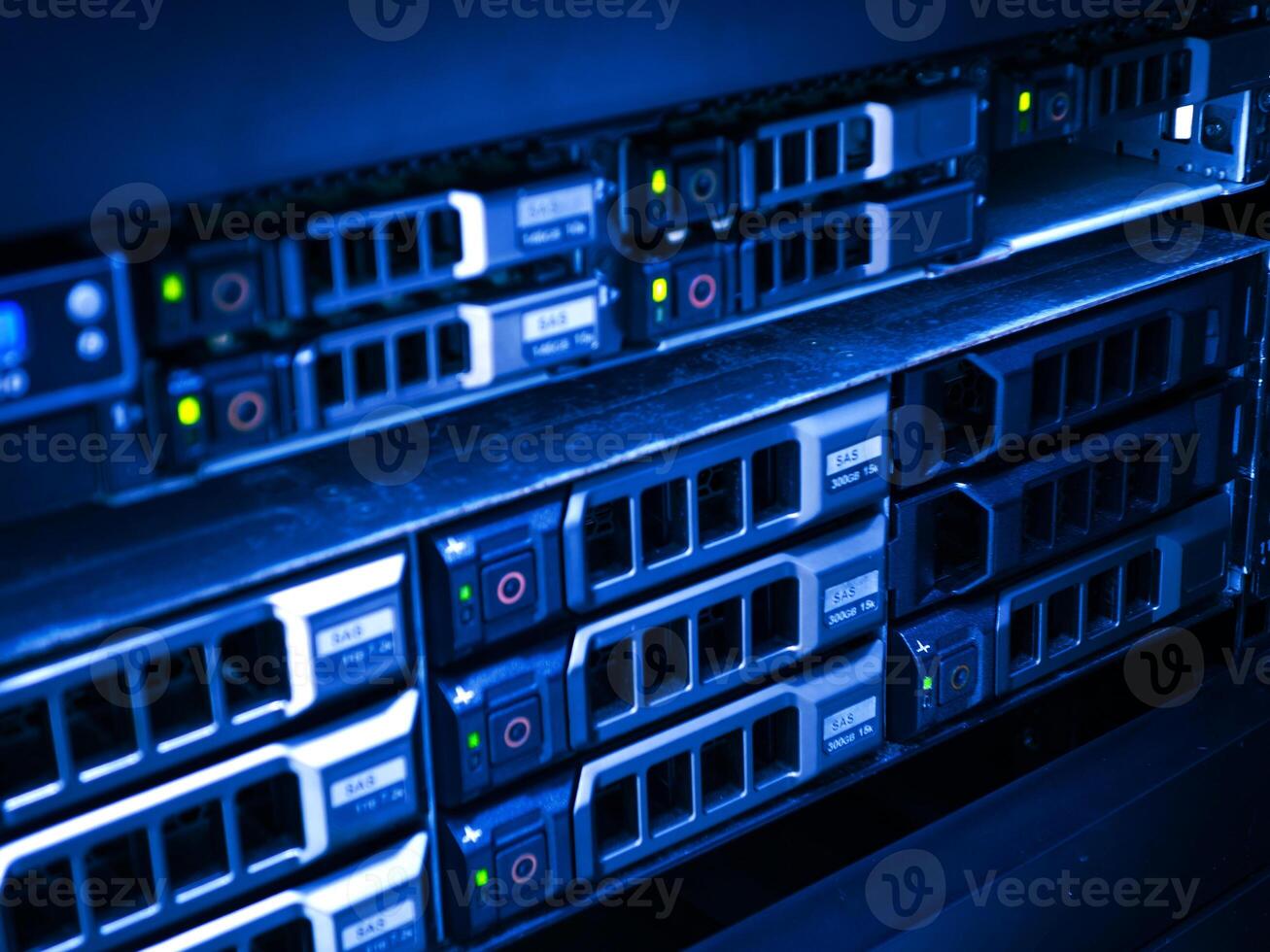 server computer should be high performance, stable, able to serve a large photo