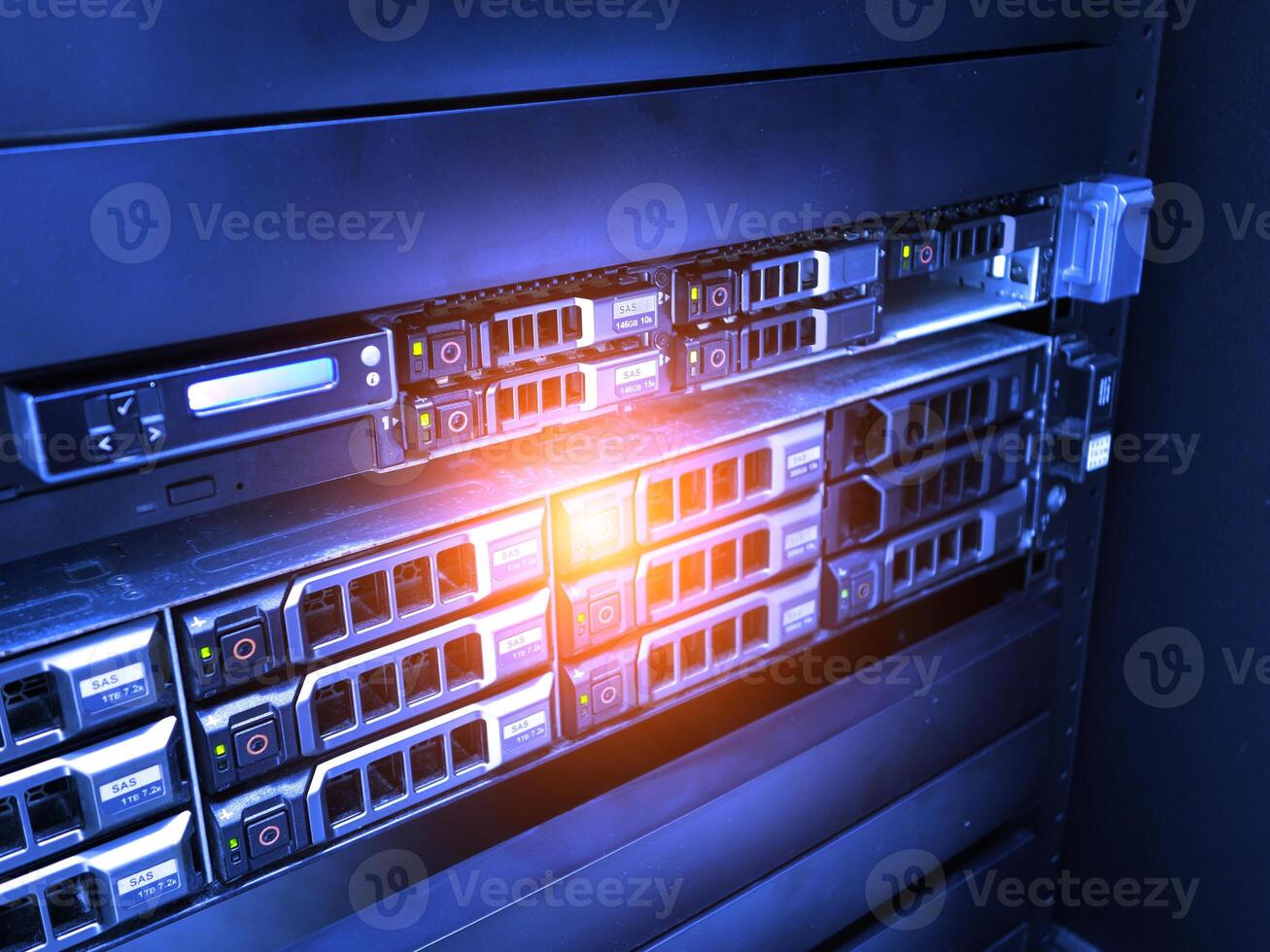 server computer should be high performance, stable, able to serve a large photo