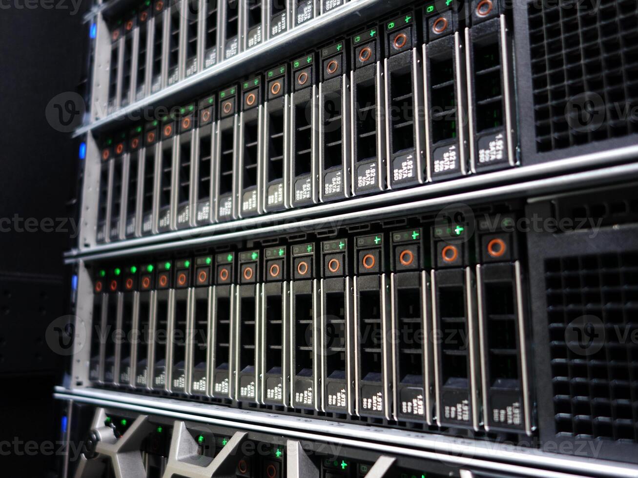 server computer should be high performance, stable, able to serve a large photo