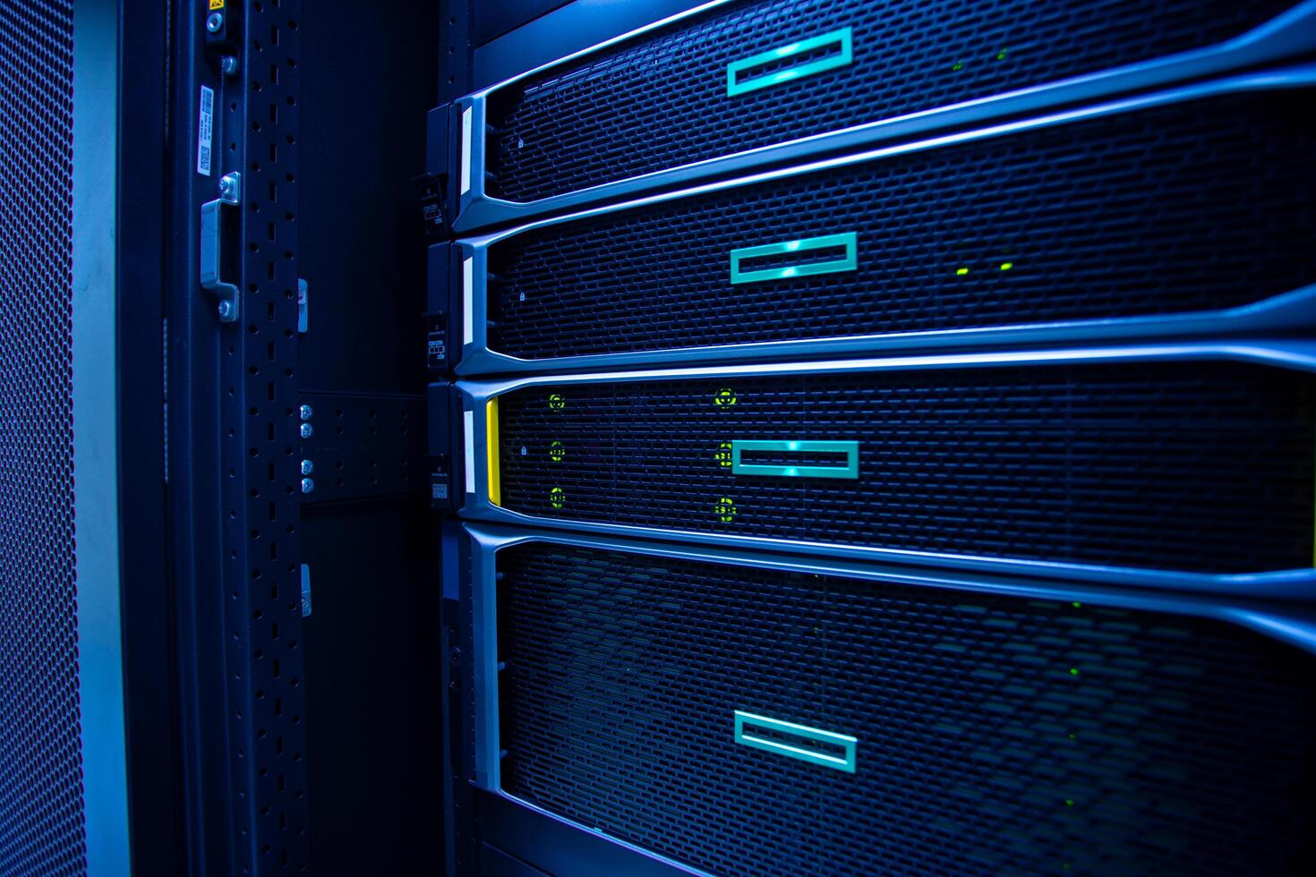 server computer should be high performance, stable, able to serve a large photo