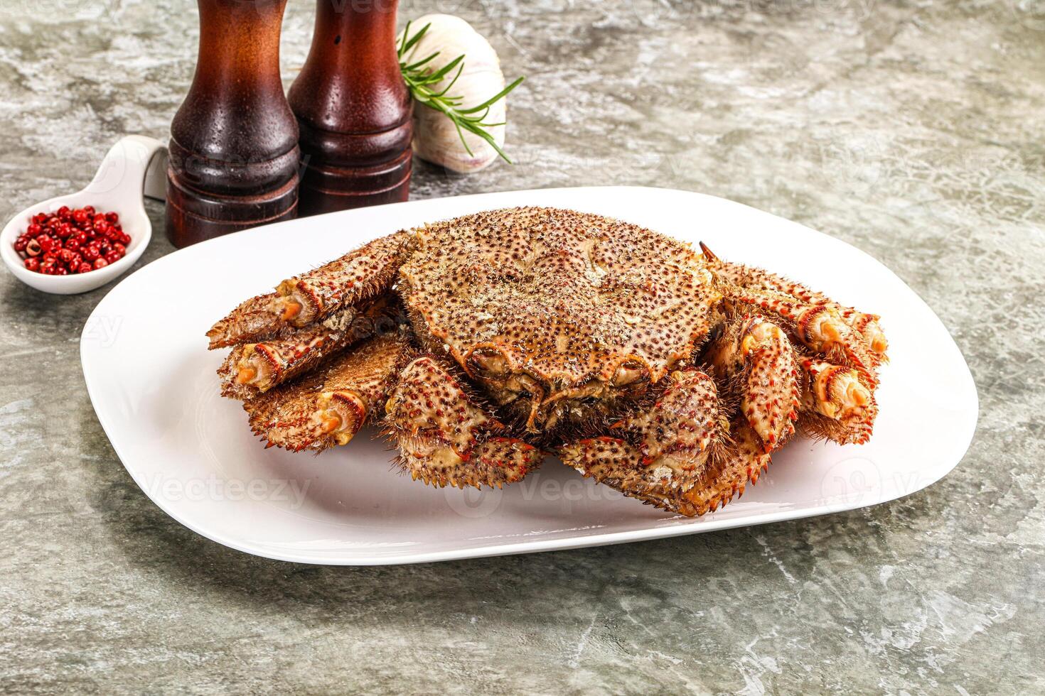 Delicous gurmet Steamed hairy crab photo