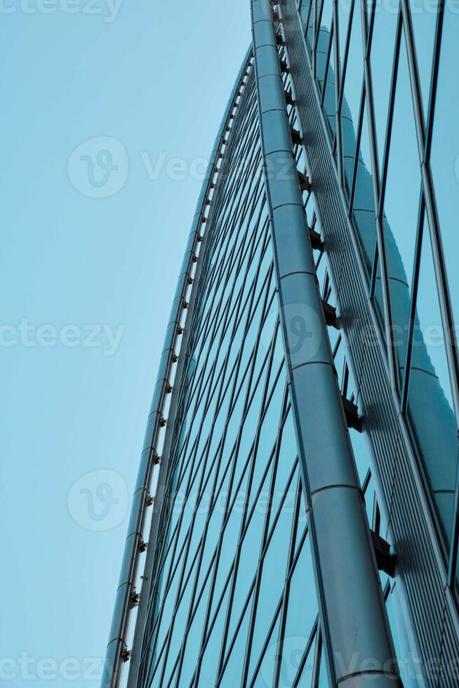 Exploring Modern Architectural Curvature and Its Impact on Urban Cityscape Design photo