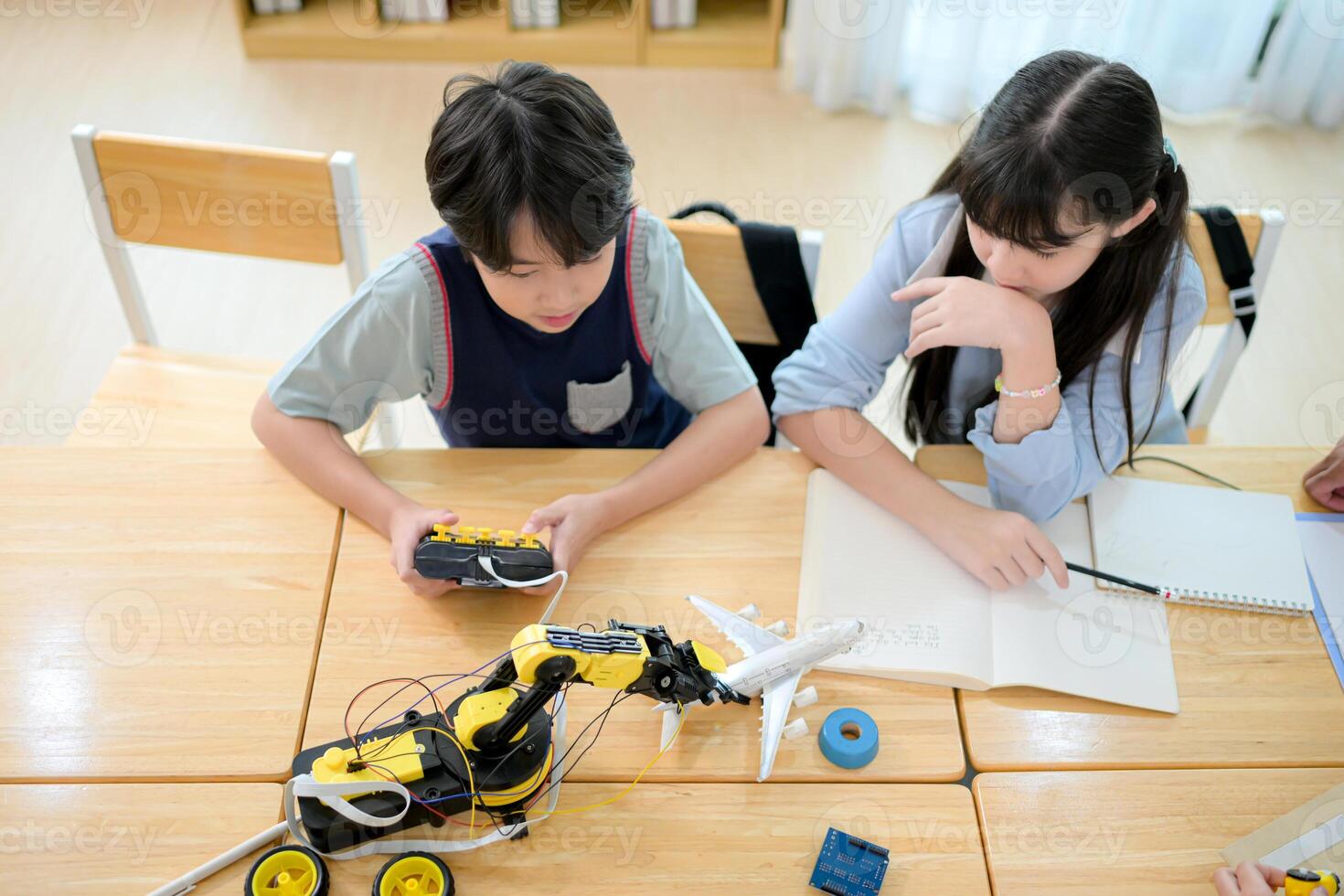 STEM Class, Teacher and students in basic engineering classroom photo