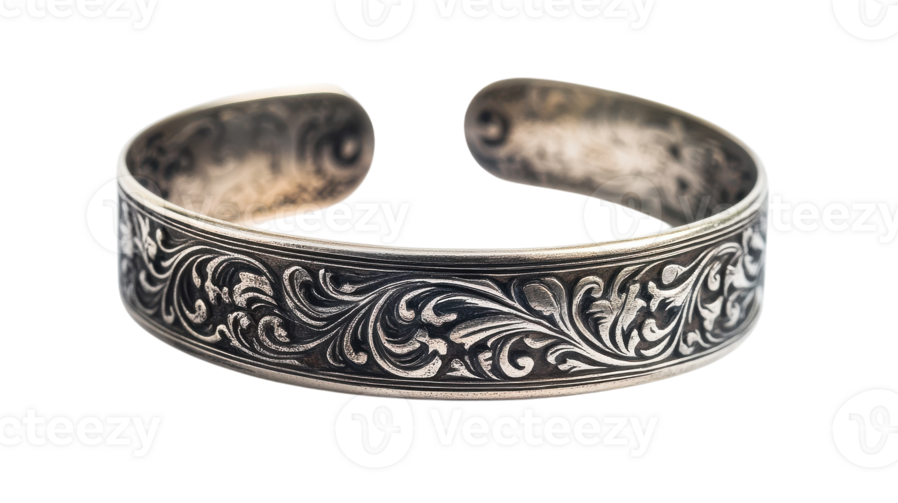A silver cuff with intricate designs png