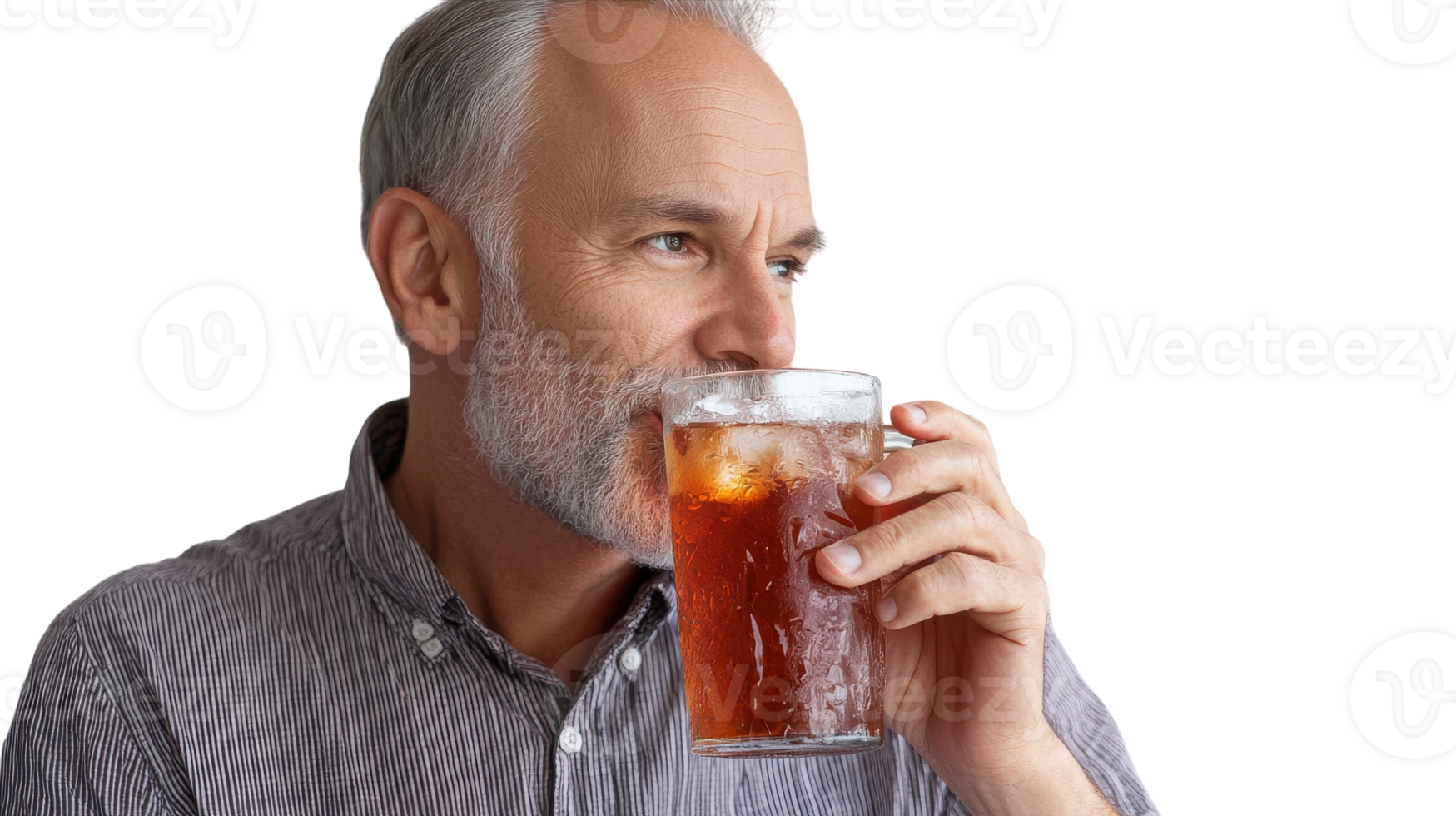 Refreshing Cold Iced Tea Experience for a Middle-Aged Man, Perfect for Summer Relaxation and Social Gatherings. png