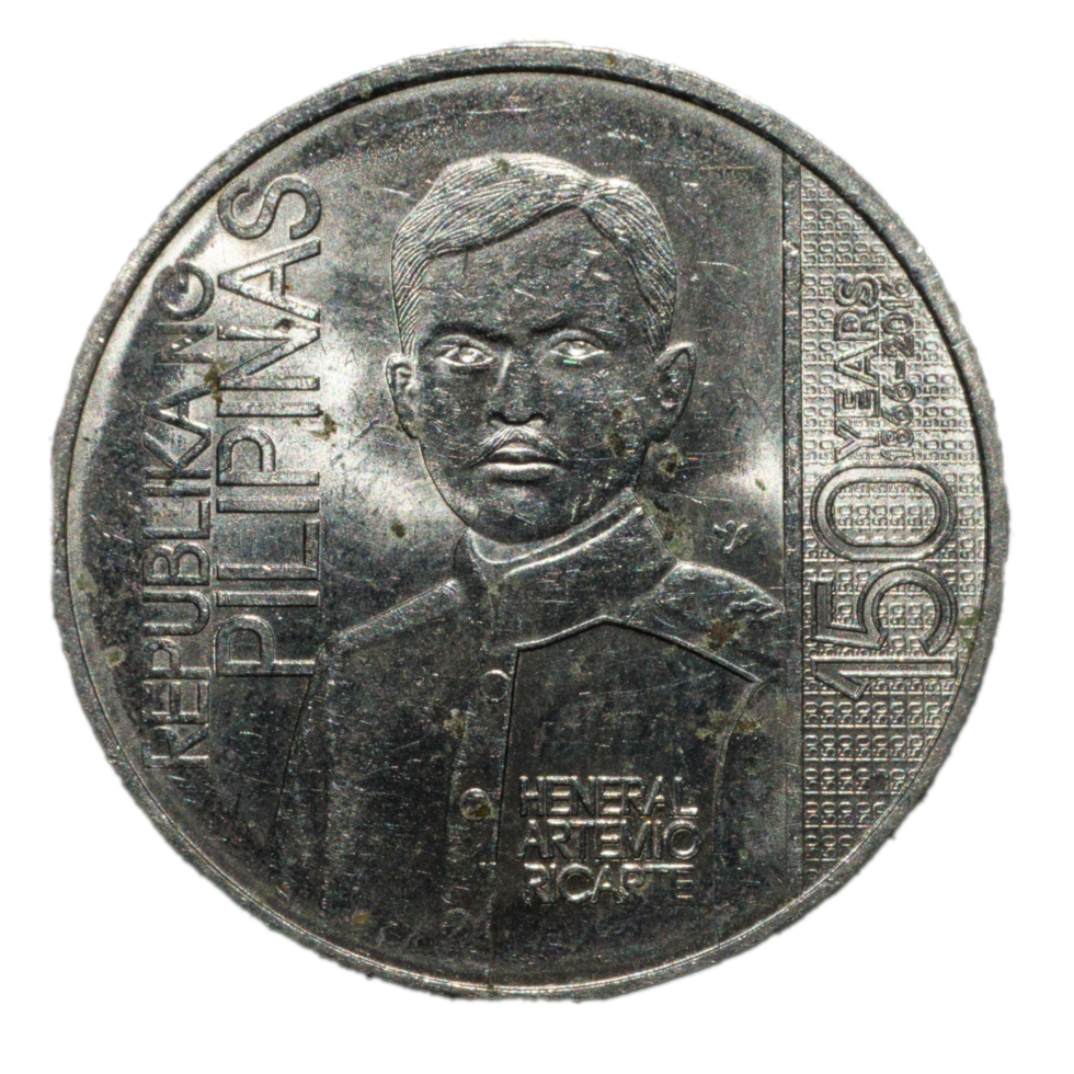 front of 1 peso commemorative coin of artemio ricarte 150 years png