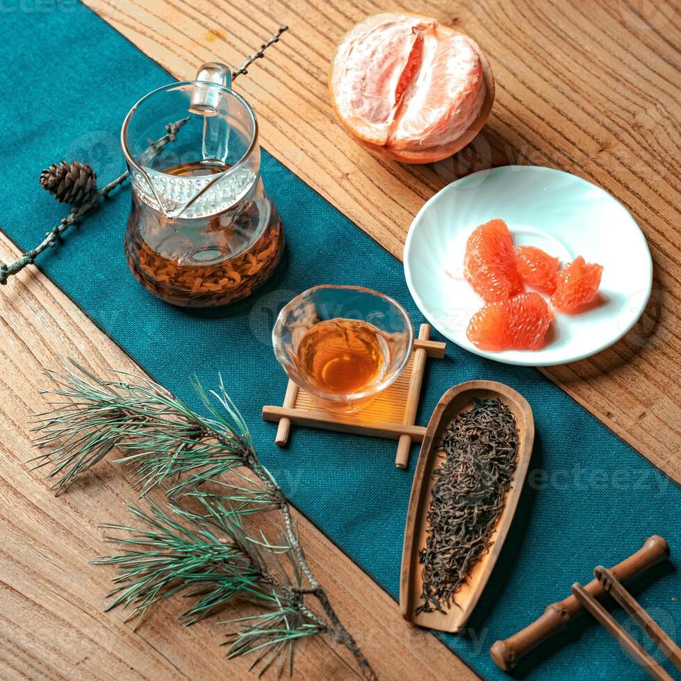 Enjoy a refreshing tea time with citrus flavors and natural elements to boost your wellness photo