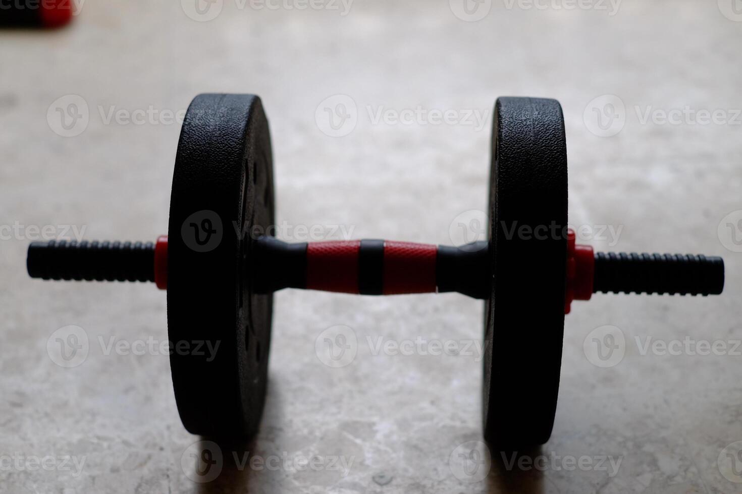 A versatile, adjustable weight barbell ideal for strength training and fitness routines at home or in gyms. photo