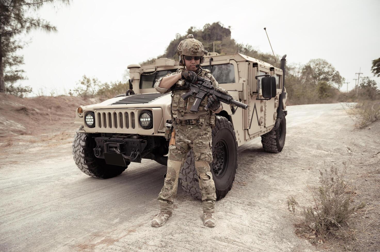 United States Army in camouflage uniforms photo