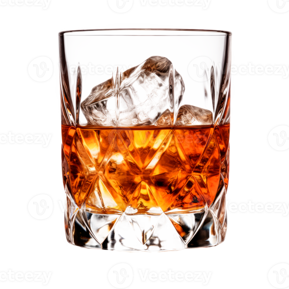 ein Glas von Whiskey mit Eis präsentieren ein Reich Bernstein Farbe png