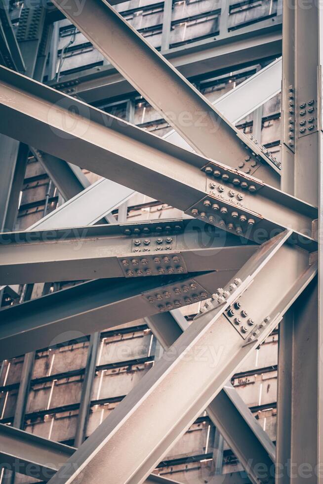 Bridge frame closeup photo