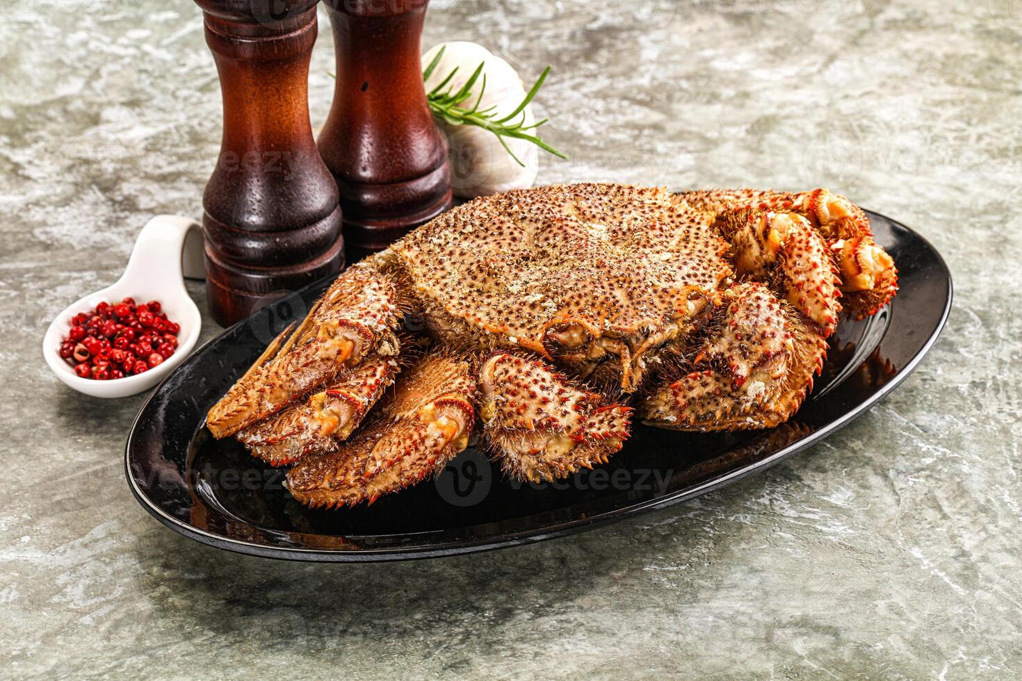 Delicous gurmet Steamed hairy crab photo