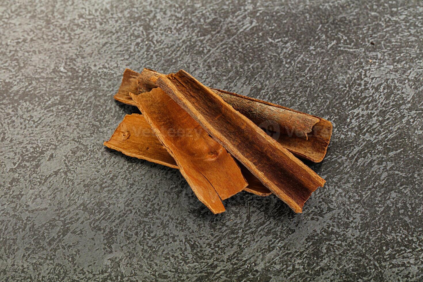 Natural wild organic cinnamon aroma photo