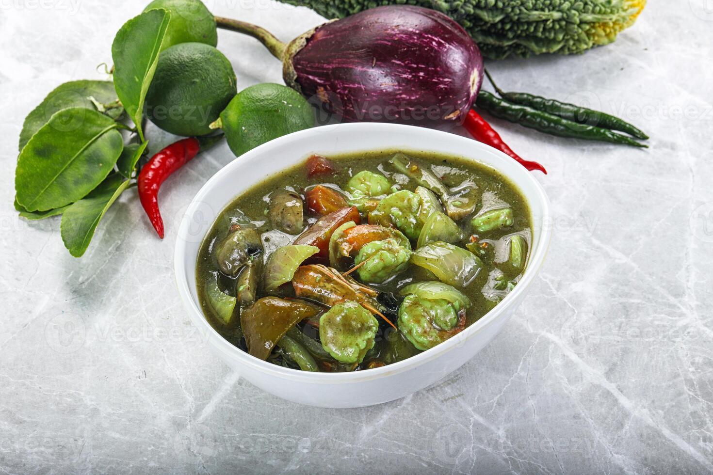 Thai green curry with prawn photo