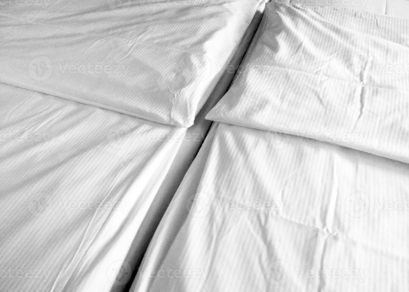Minimalist Bedroom Design with Crisp White Bed Linens and Clean Aesthetic photo