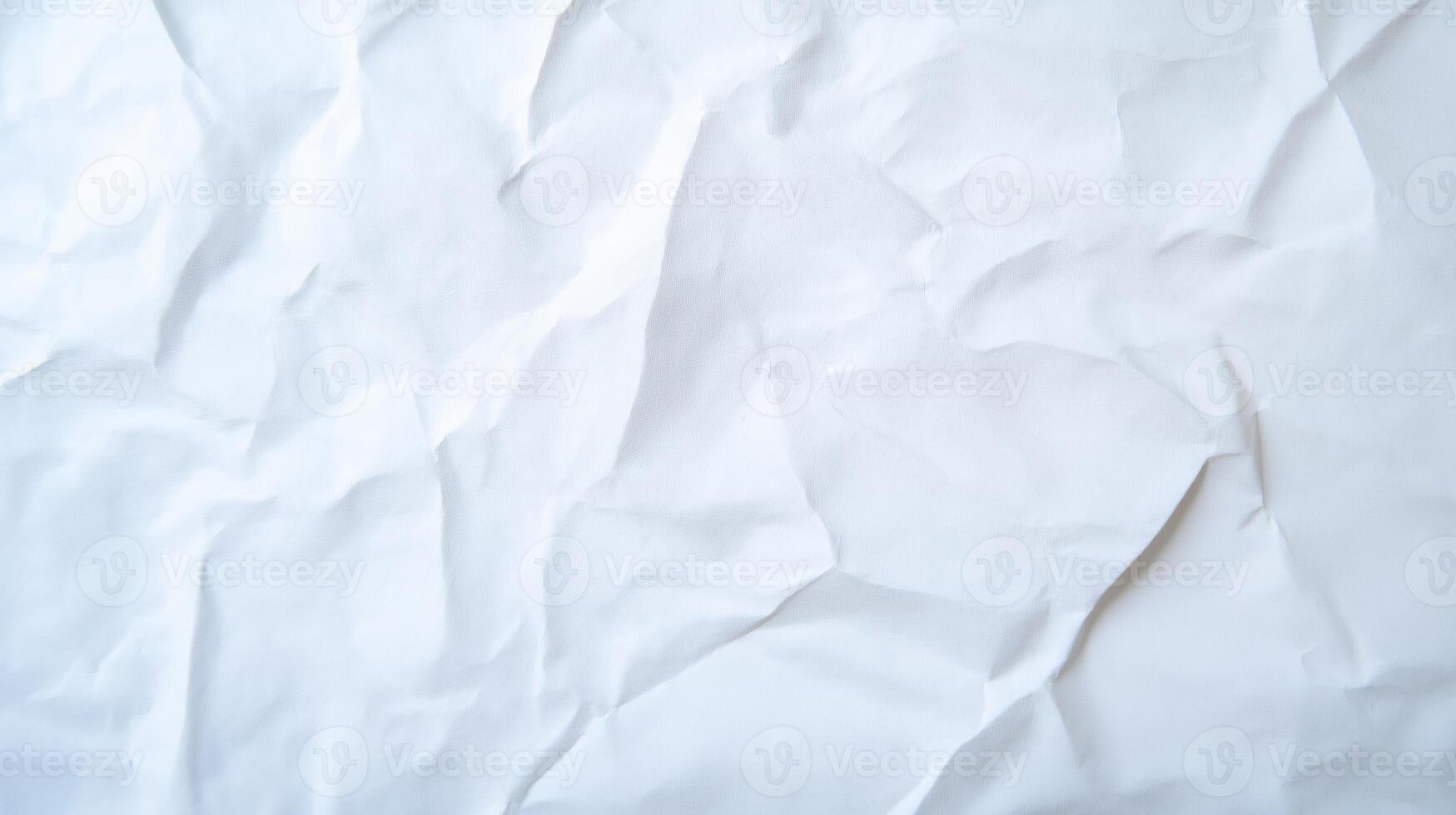 White Crumpled Paper Texture Background for Creative Graphic Design and Art Projects Featuring Subtle Halftone Pattern and Soft Lighting photo