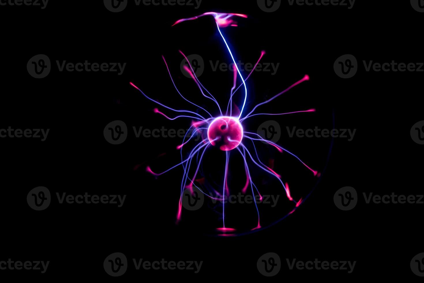 Lighting connecting two electron balls photo