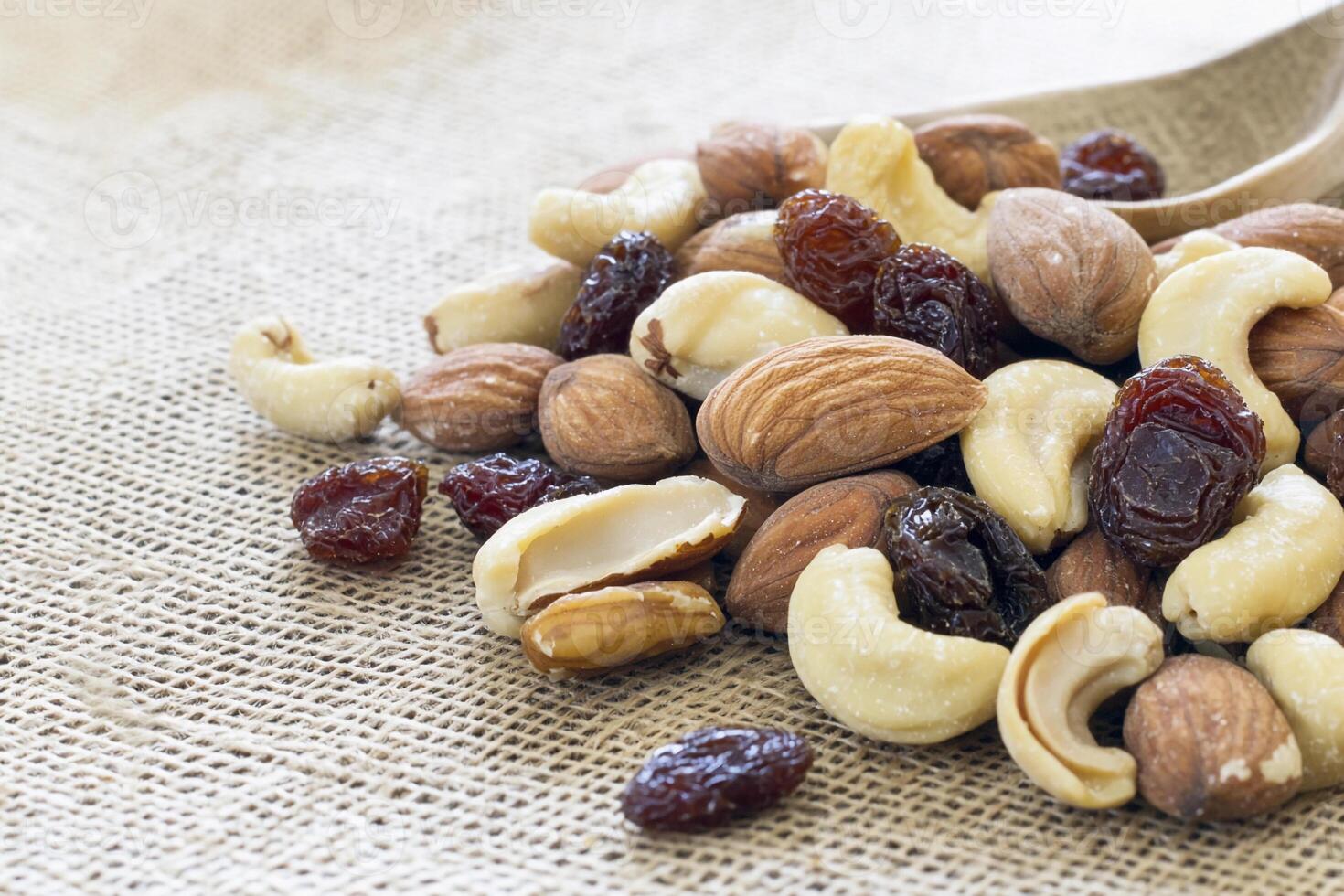 Nuts and raisins are a great source of fiber and protein photo