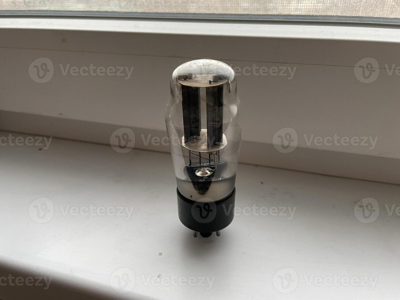 Vintage radio lamps for electronic devices photo