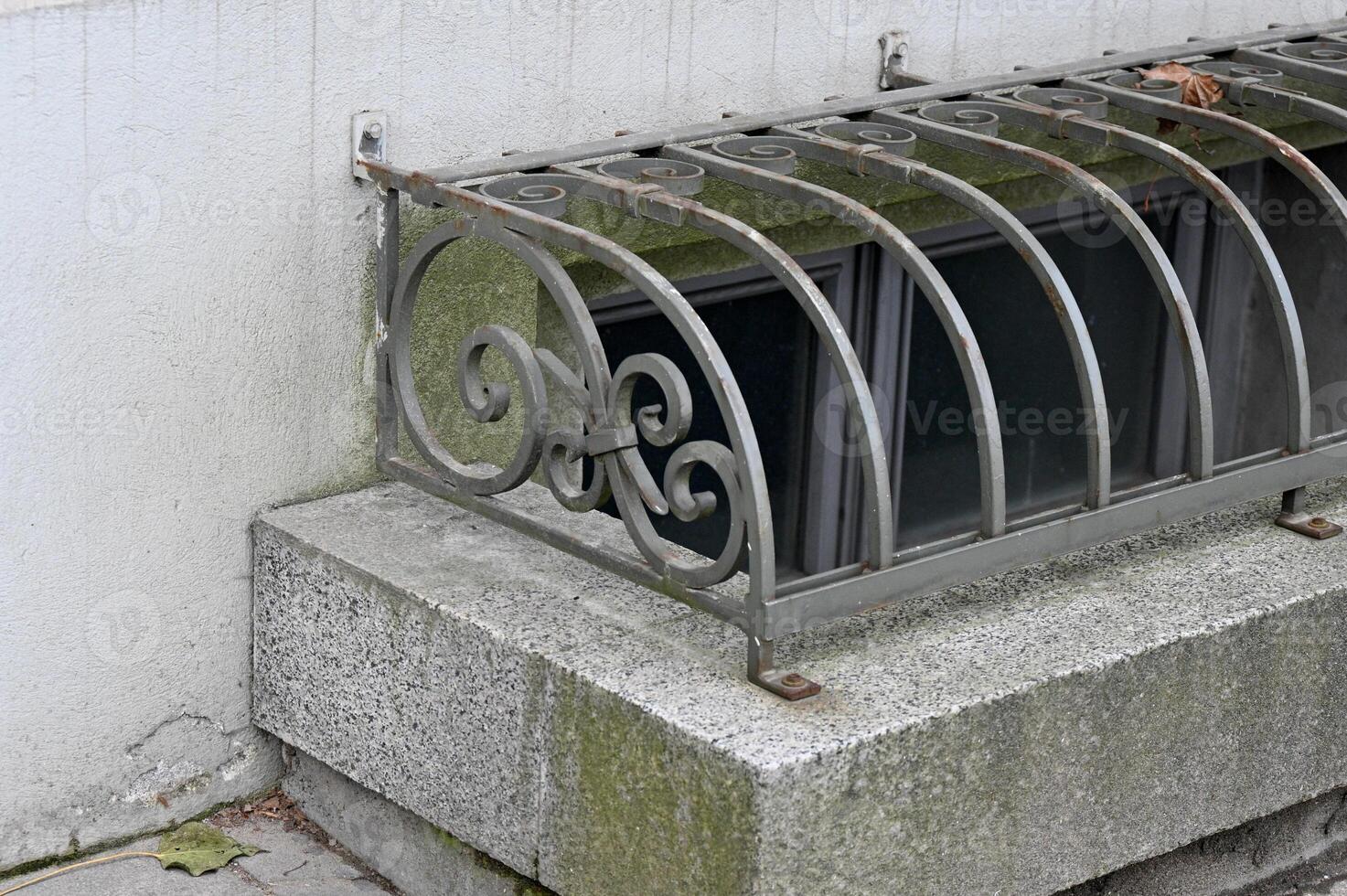 a metal window sill photo