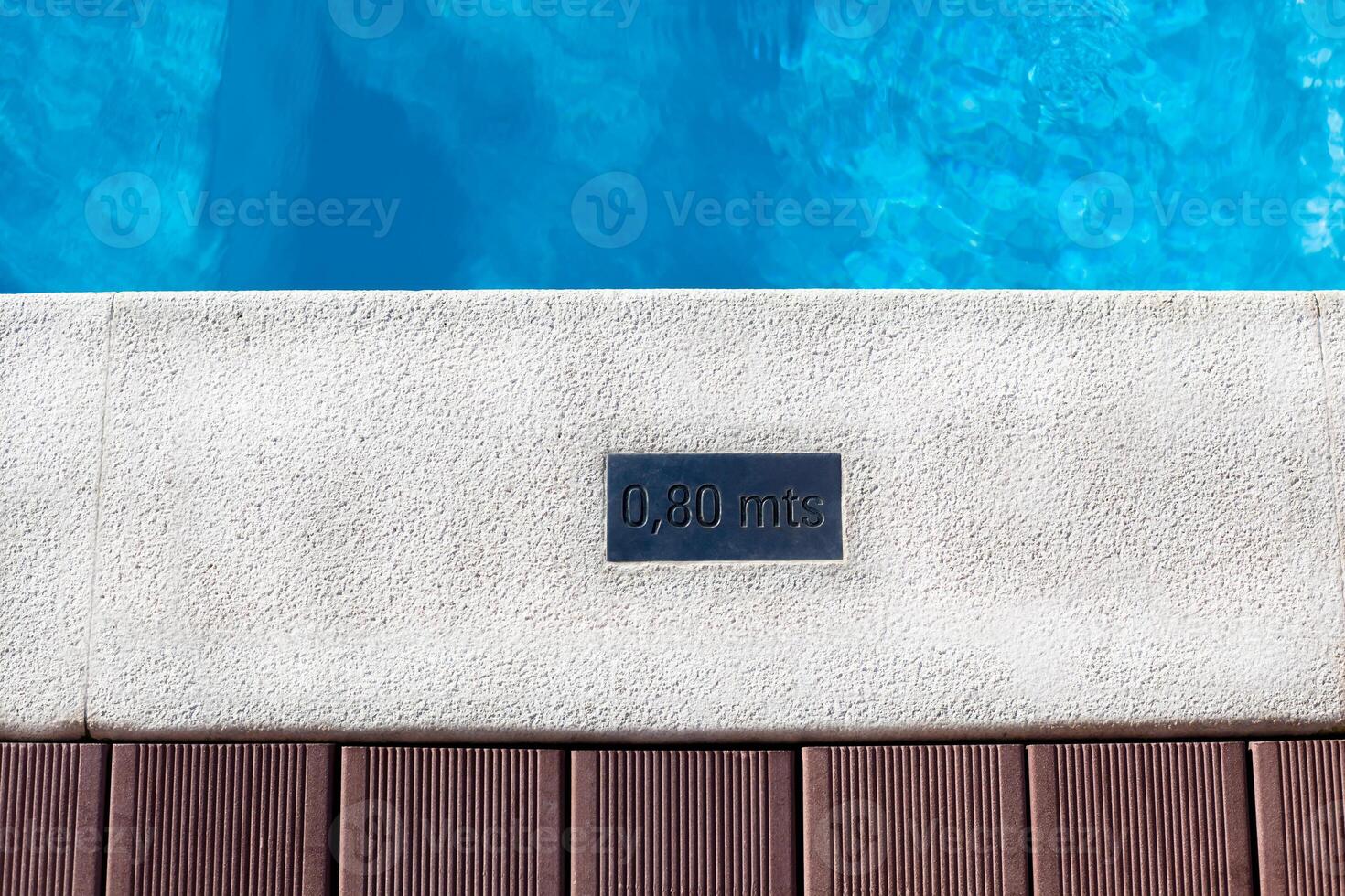 Swimming pool side photo