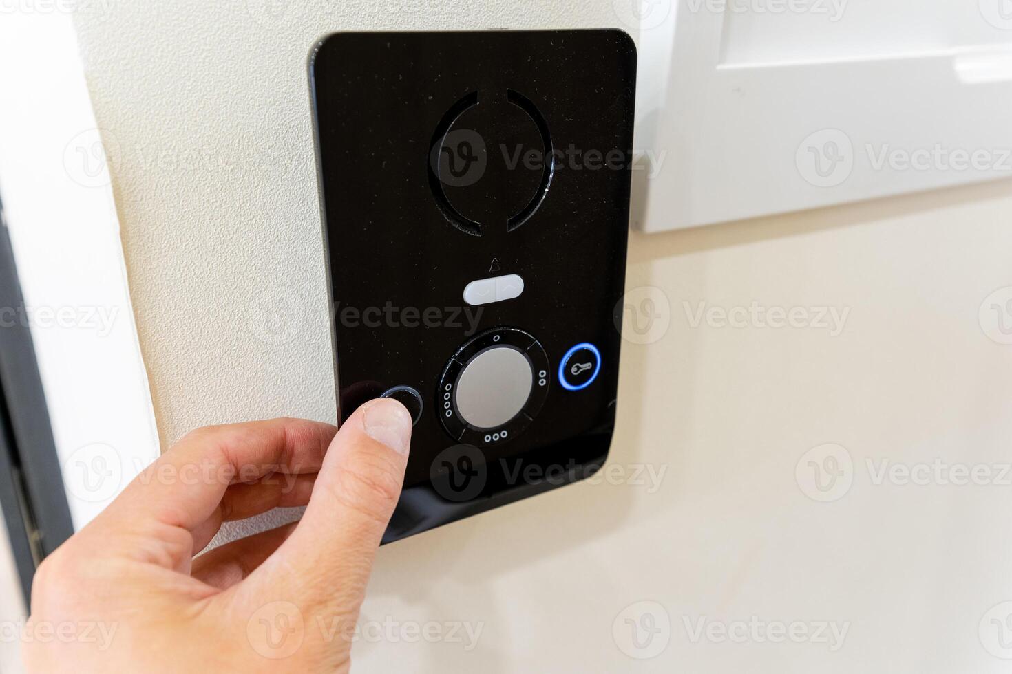 Introducing a stateoftheart Smart Control Panel designed specifically for Home Automation, Enhancing Lighting Adjustment features efficiently photo