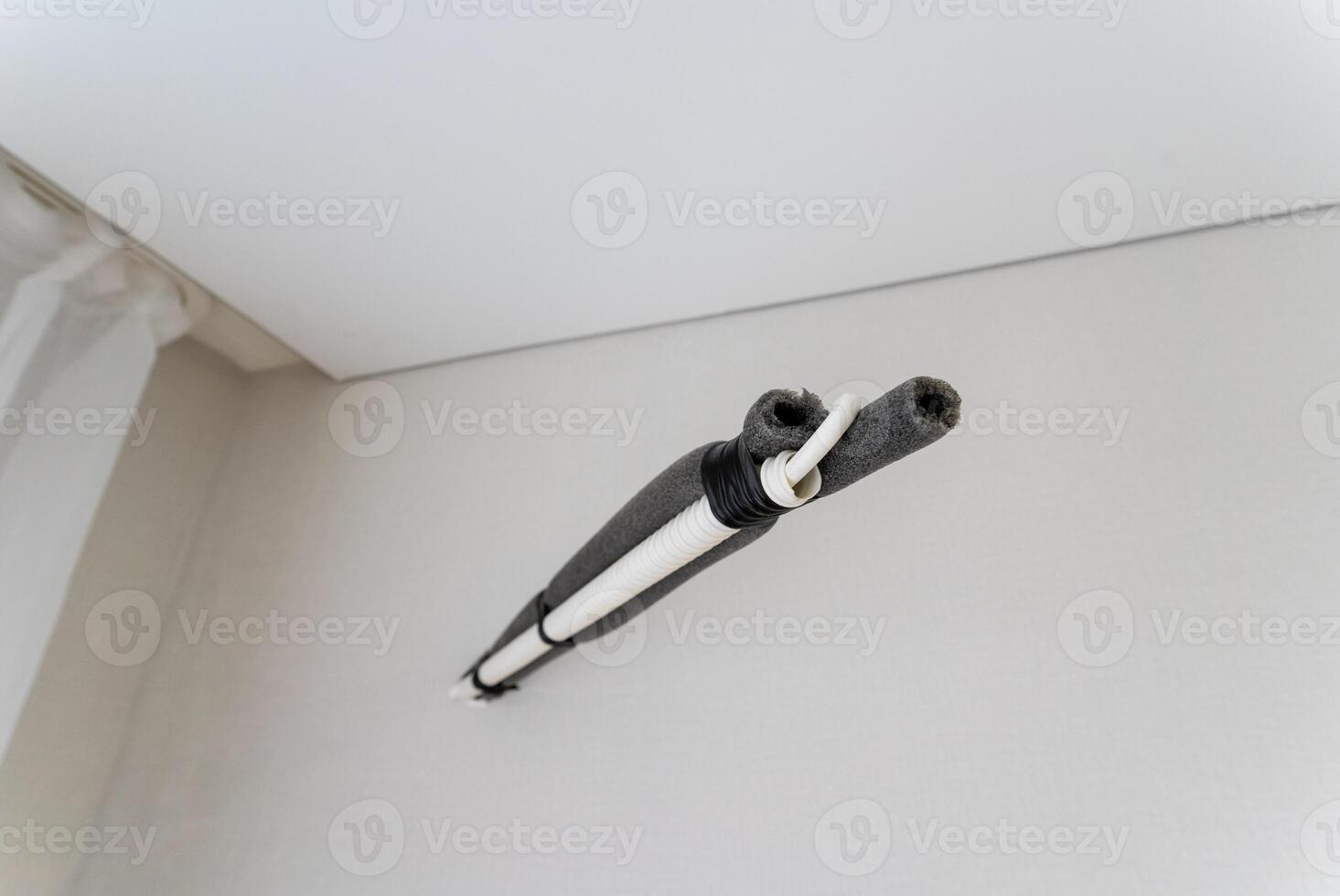 A uniquely designed pen that is creatively hanging from the ceiling serves as an eyecatching decor element which enhances the character of the space and impresses every visitor who enters photo