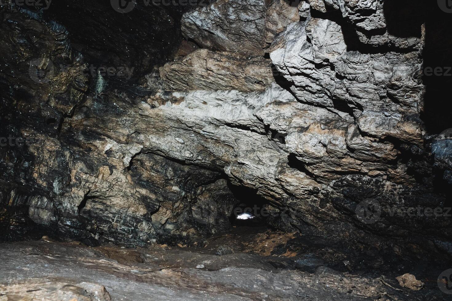 Discover the Mystical Underground Cave A Stunning Geological Formation Featuring Unique Rock Structures That Captivate the Adventurous Spirit photo