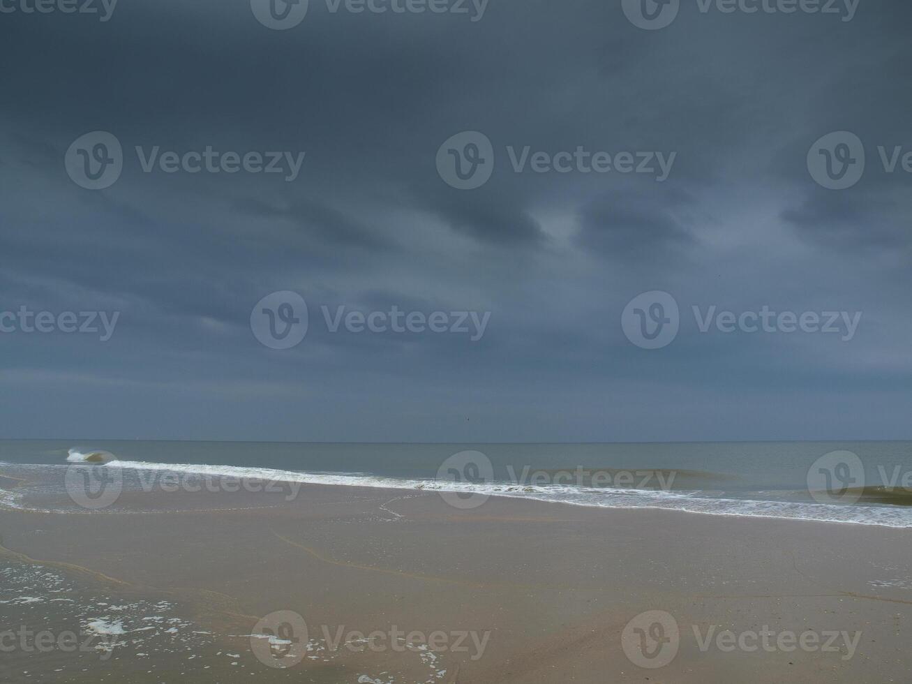 dark sky in holland photo