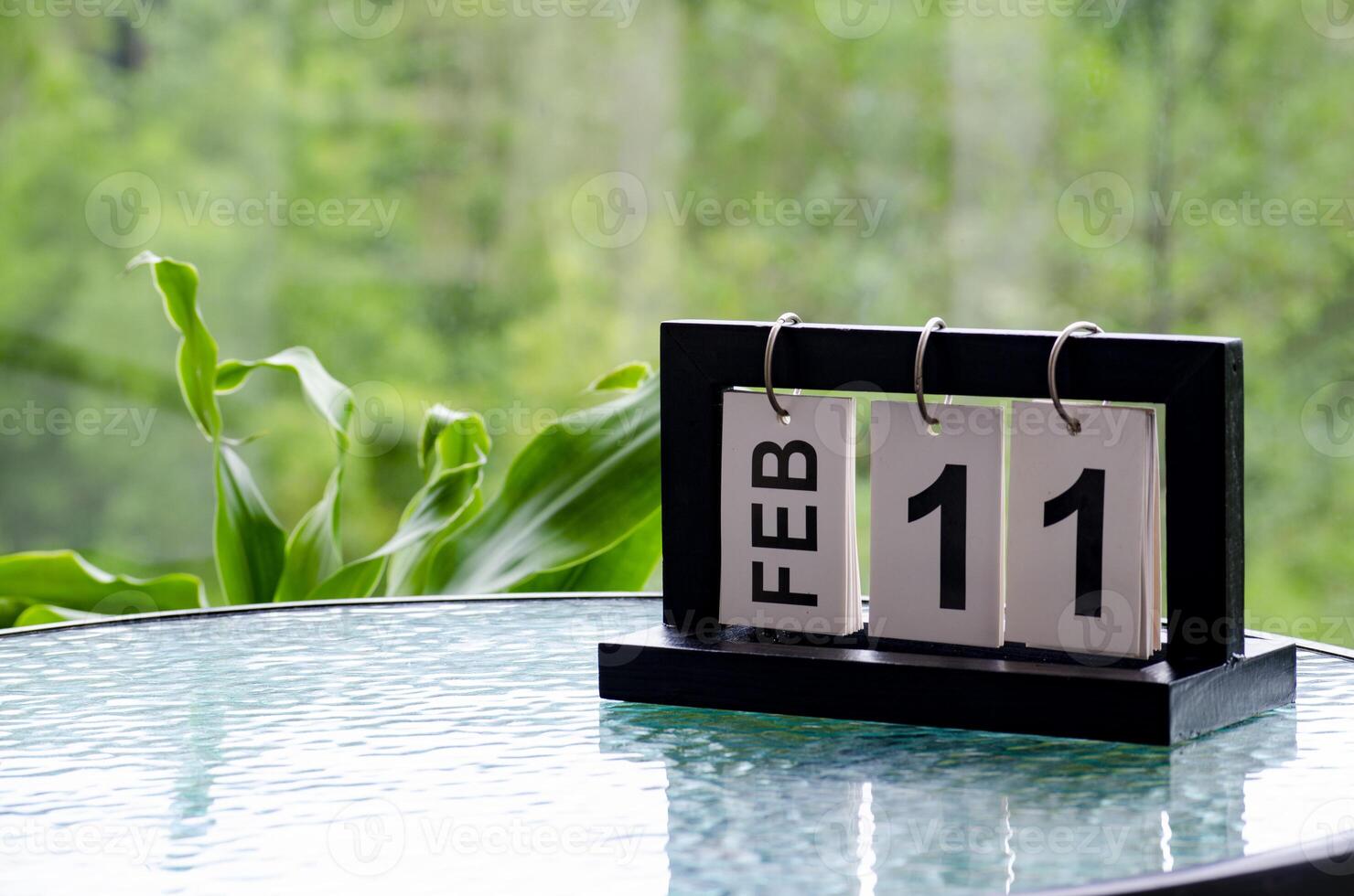 11th February table calendar with customizable space for text or ideas photo