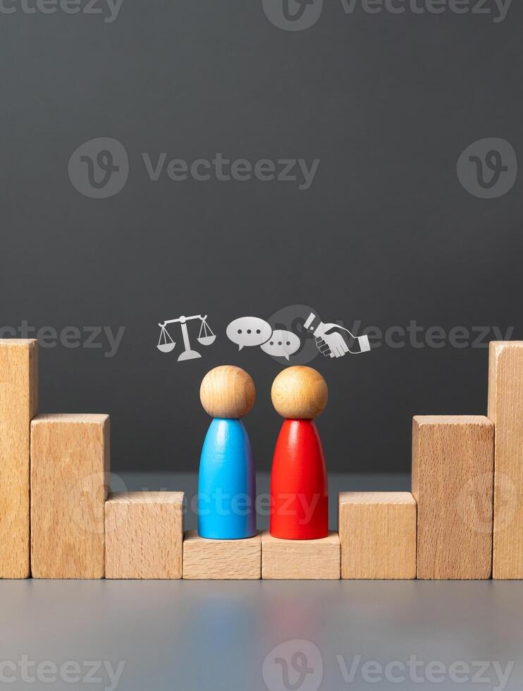 Go down to resolving the dispute. Negotiate as equal parties. Willingness to make concessions. Come down from the heights of pride and be open to new proposals. Justice. photo