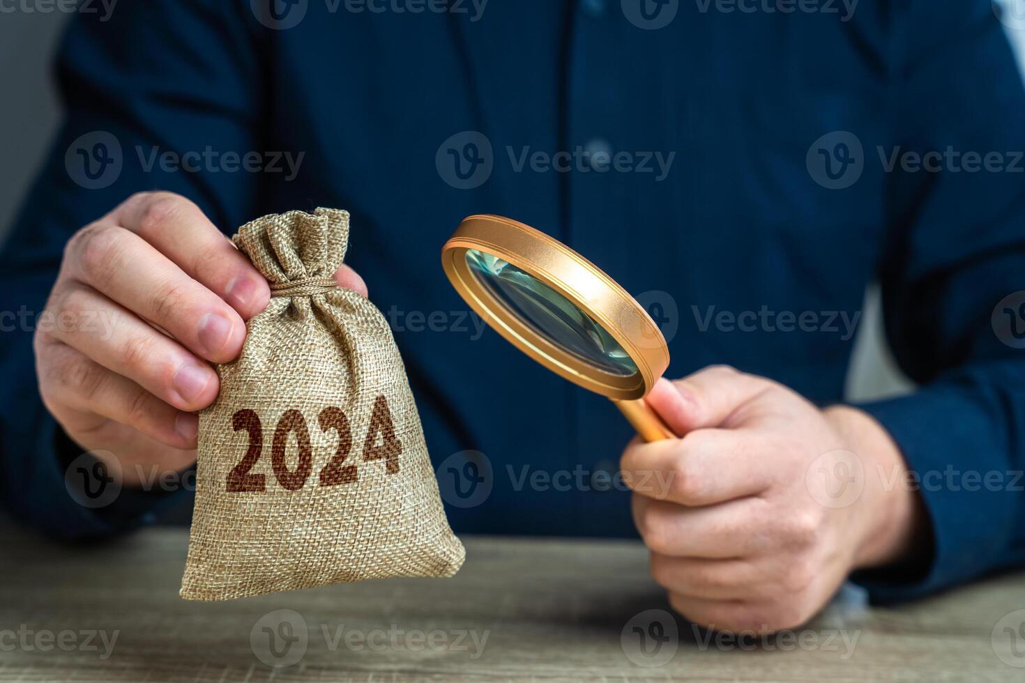 Assess the results of 2024. Summing up, analytics and forecasting. Achievements and failures of the year. photo