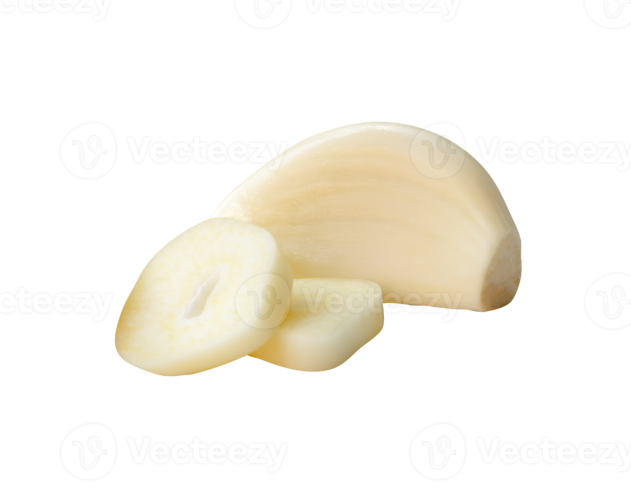 A small heap of peeled garlic cloves with slices isolated with clipping path in file format png
