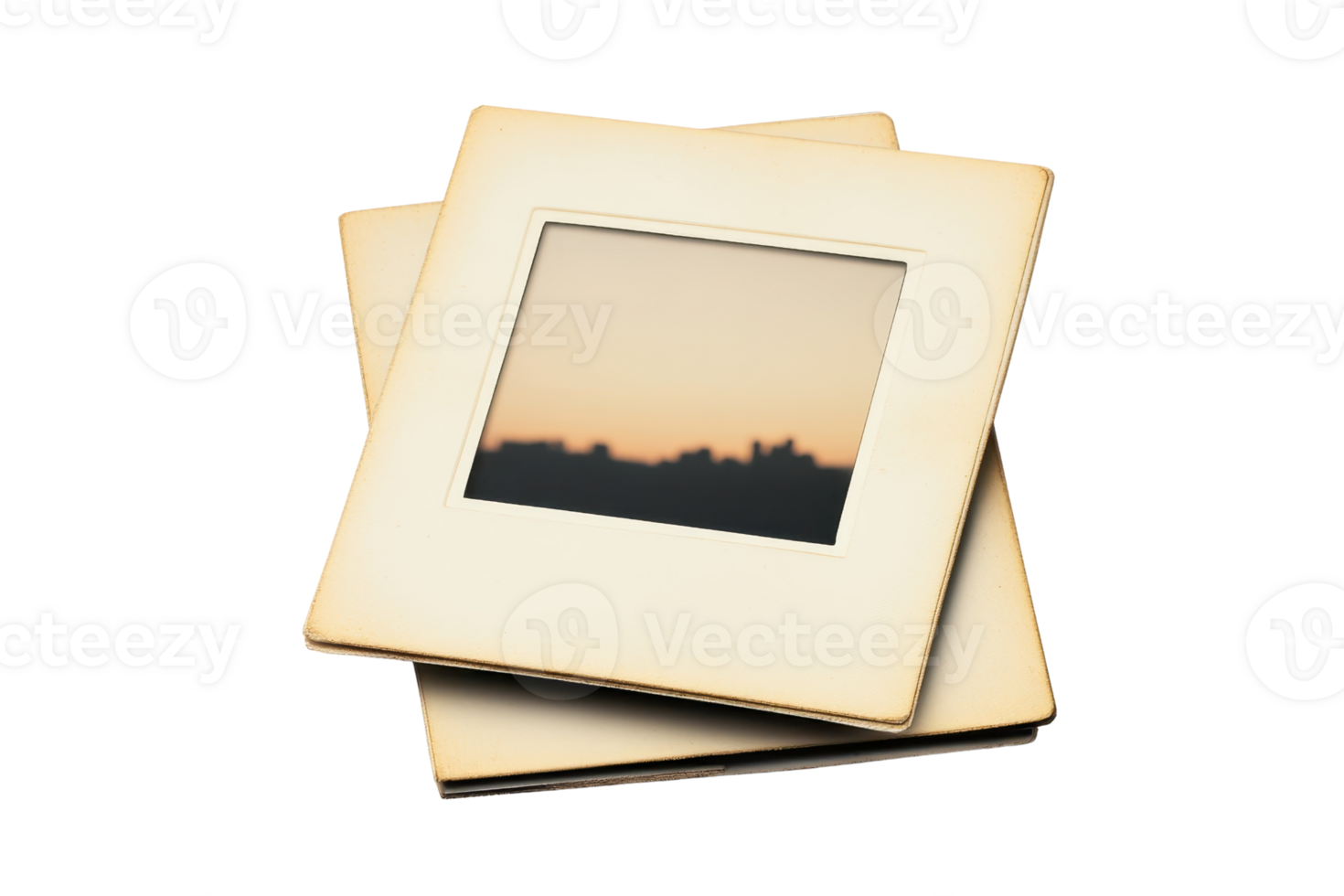 Vintage photo slides with a blurred image of a sunset in the background. Ideal for nostalgia and retro-themed projects. png