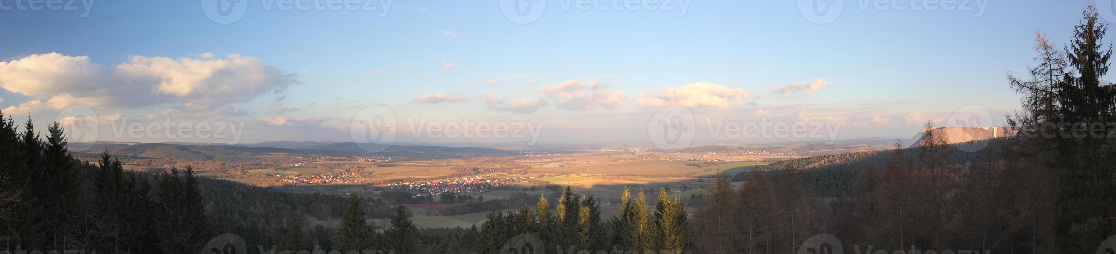 Panoramic view from the Bodesruh memorial lookout tower at the former Inner-German border between Thuringia and Hesse. Bosserode, Kleinensee, Grossensee, Berka, the Rhaeden and Monte Kali can be seen. photo