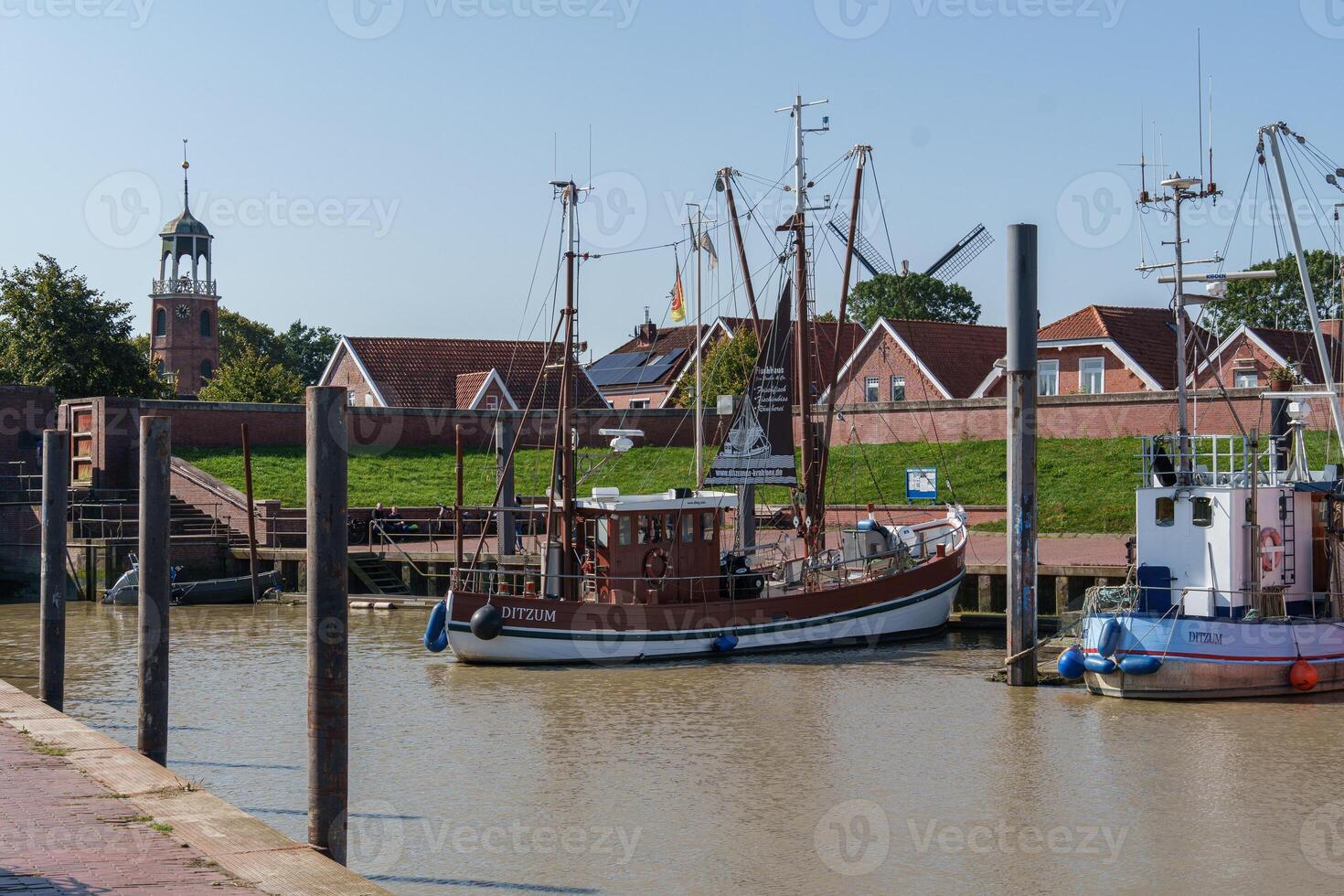 A clear blue sky at the ems river photo