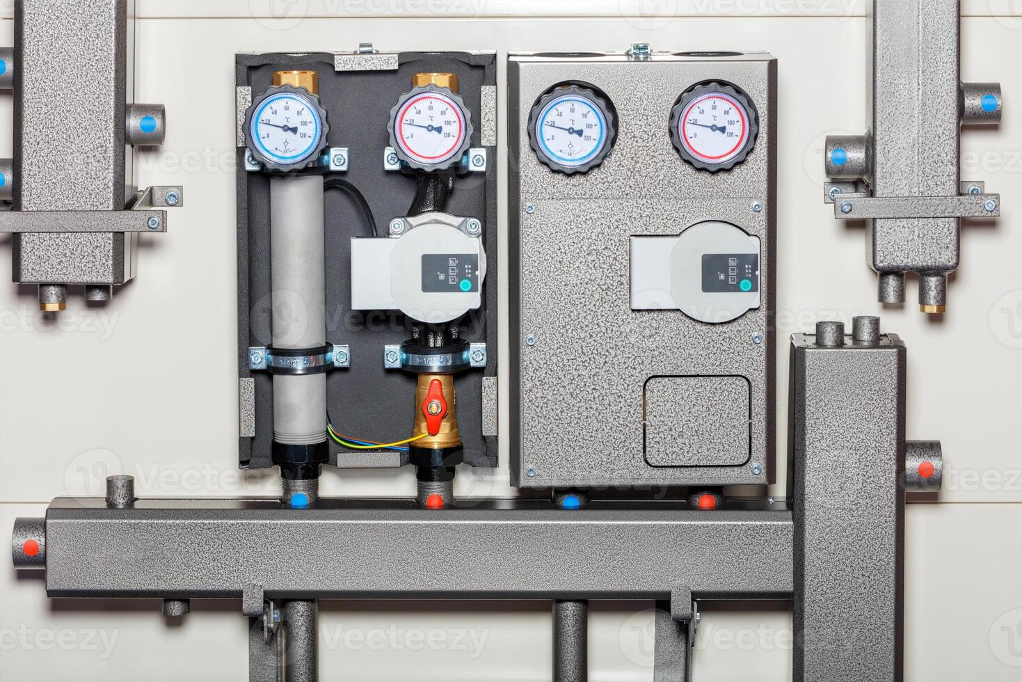 Pump mixing group with circulation pump and pressure and pressure control for heating and heating systems. photo