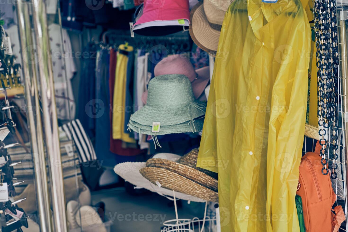 Consignment Stock Photos, Images and Backgrounds for Free Download