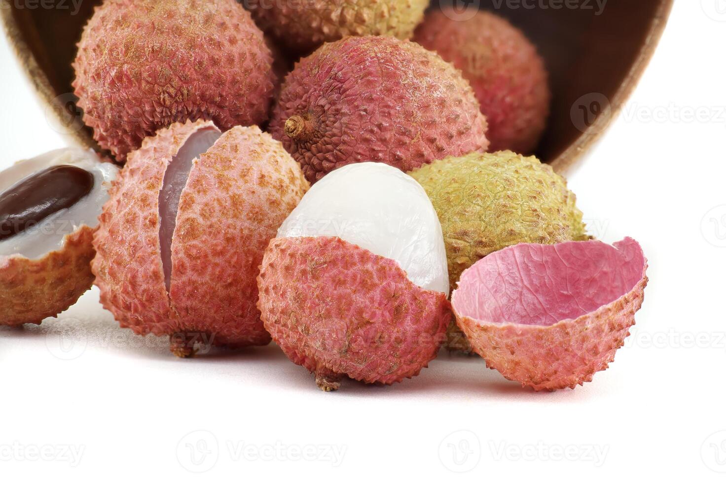 Fresh Lychee Fruits with Peeling Bundle photo