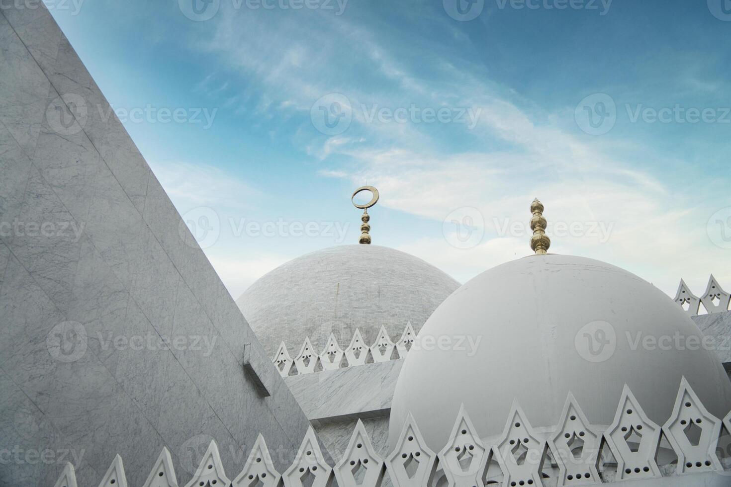 Beauty Elegant Sheikh Zayed Grand Mosque Dome of a Marble Building Against a Vibrant Sky photo