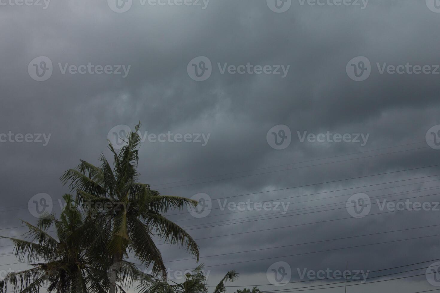 a cloudy sky photo