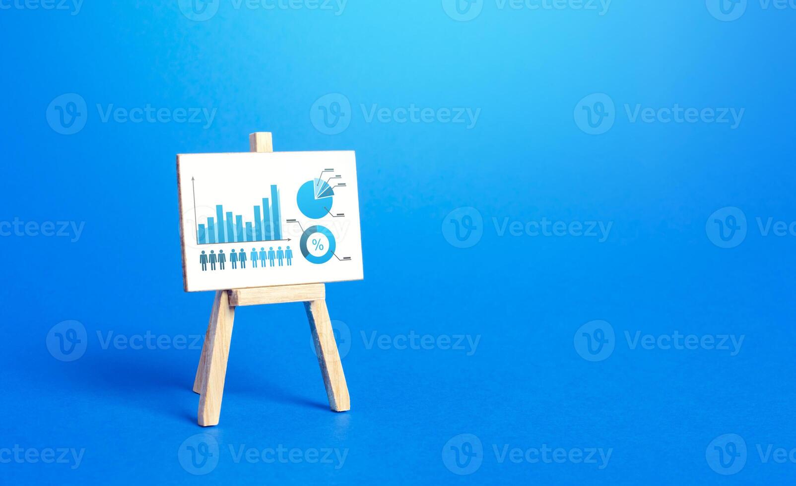 Easel with a positive growth chart diagram. Concept of success, growth and performance improvement. Income revenue statement analysis. High efficiency, productivity. Statistics and business analytics. photo