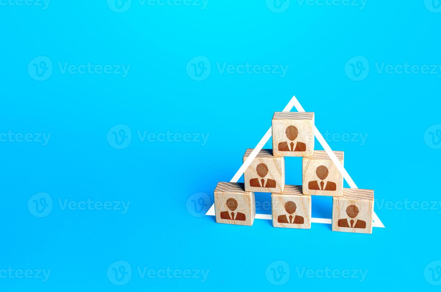People form a pyramid order. Arrangement for subordinating people in business structures, society. Delegation of responsibilities, personnel management. Effective managers. Optimization of employees photo