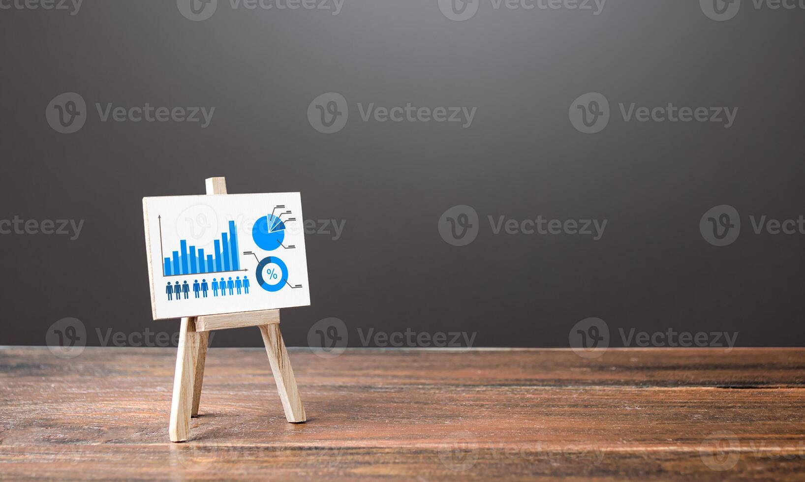 Easel with growth infographics chart diagram. Concept of success, growth and performance improvement. Statistics and business analytics. Income statement analysis. High efficiency, productivity. photo