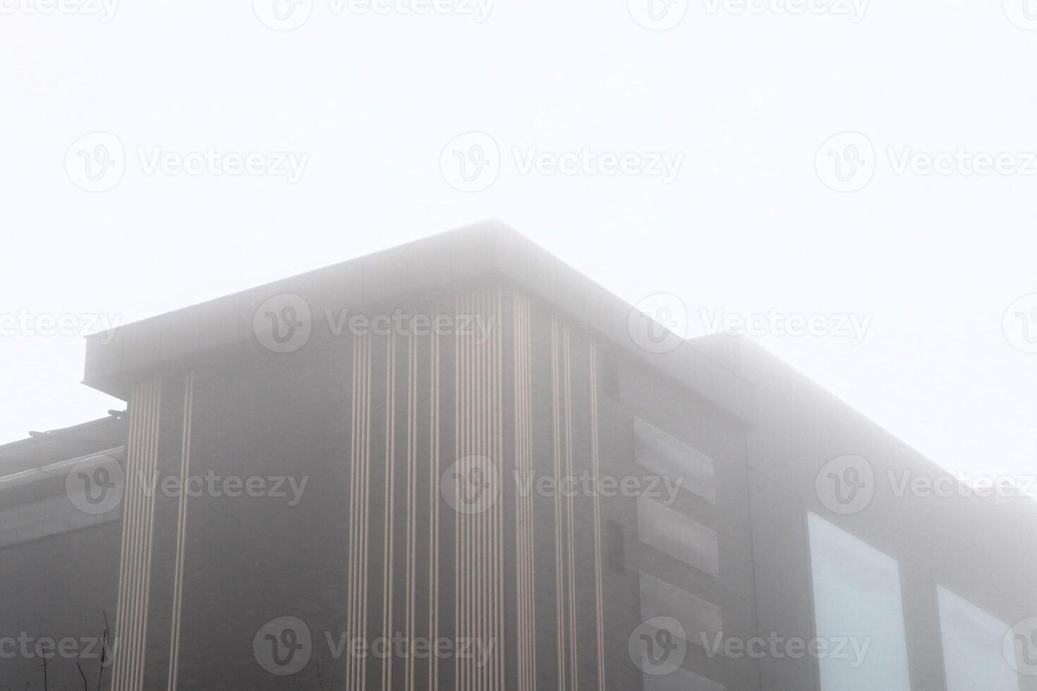 Misty Urban Architecture Capturing the Unique Essence of Foggy Spaces in Cities photo
