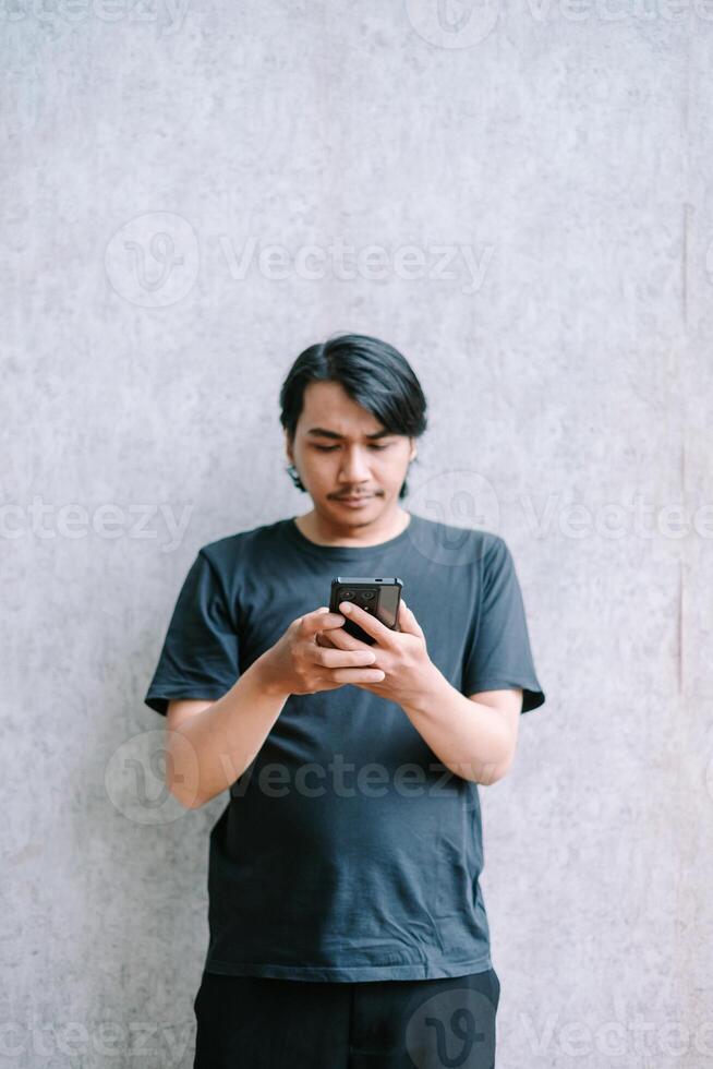 Using Mobile App photo