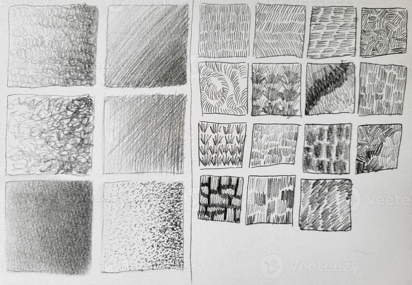 Samples a set of pencil shadows, texture strokes highlighted on a white background. photo