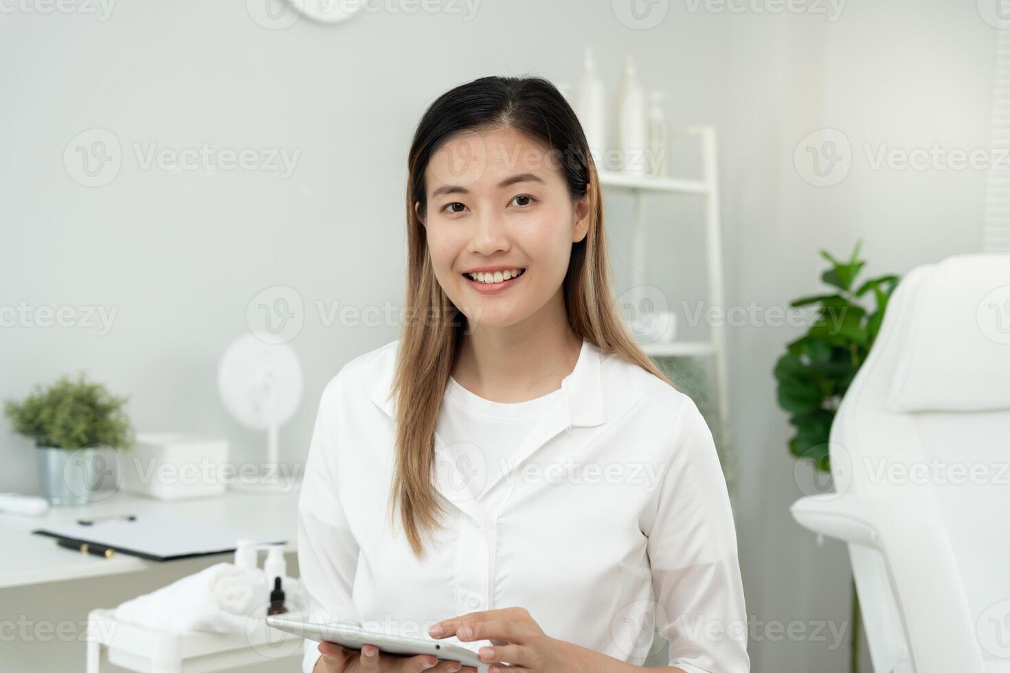 Beauty Checklist Program, Beauty Clinic, VIP Clients customer receive spa and beauty, Spa and Beauty, White Room with Bed and Chair, Skin Care, Style, Health, Beauty, Beautician. photo